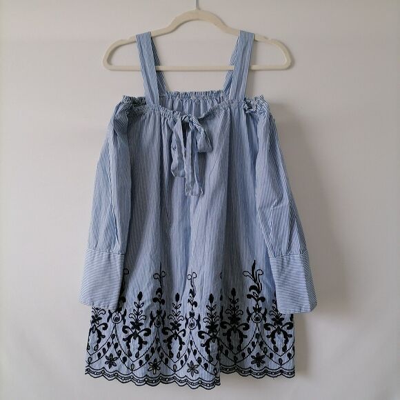 Zara Trafaluc Collection Womens Blue Striped Embroidered Cold Shoulder Top Sz XS - Picture 4 of 9